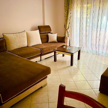Marika Apart Hotel Golem  Bagian luar foto
